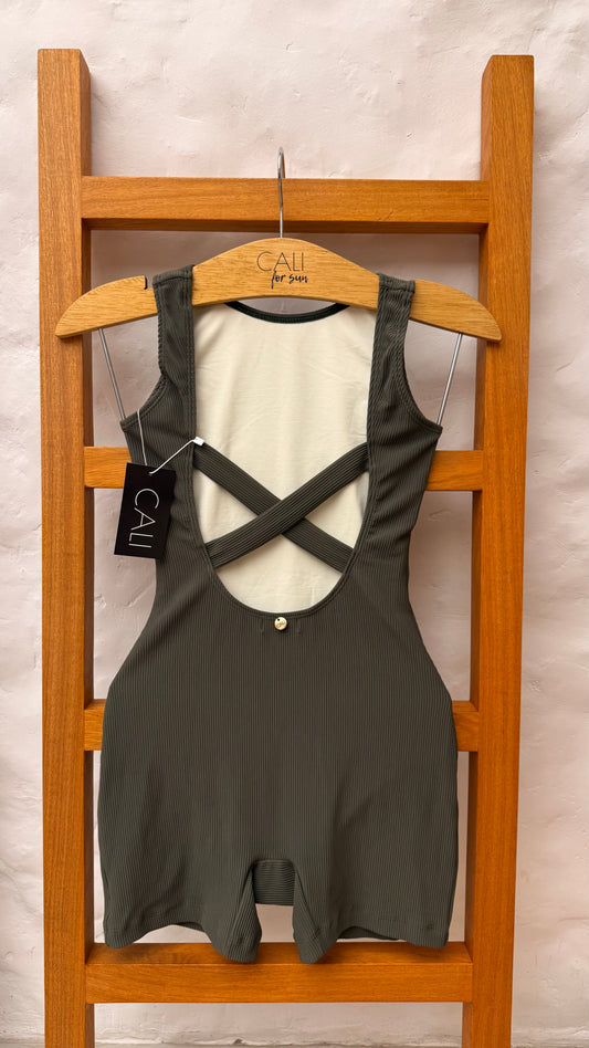 Macaquinho Modelador Verde sálvia (verde acinzentado)