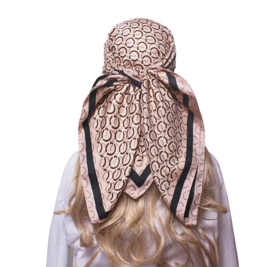 Lenço de Praia Clássico Bege