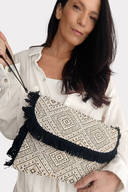Clutch Franjas Indy Preta Cali