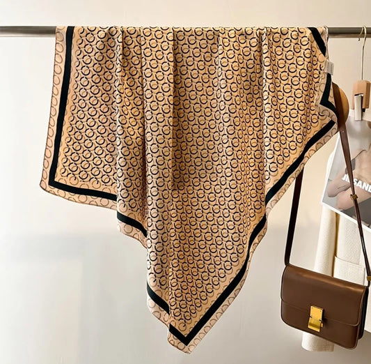 Lenço de Praia Clássico Bege