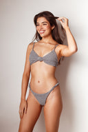 Calcinha frufru Camila